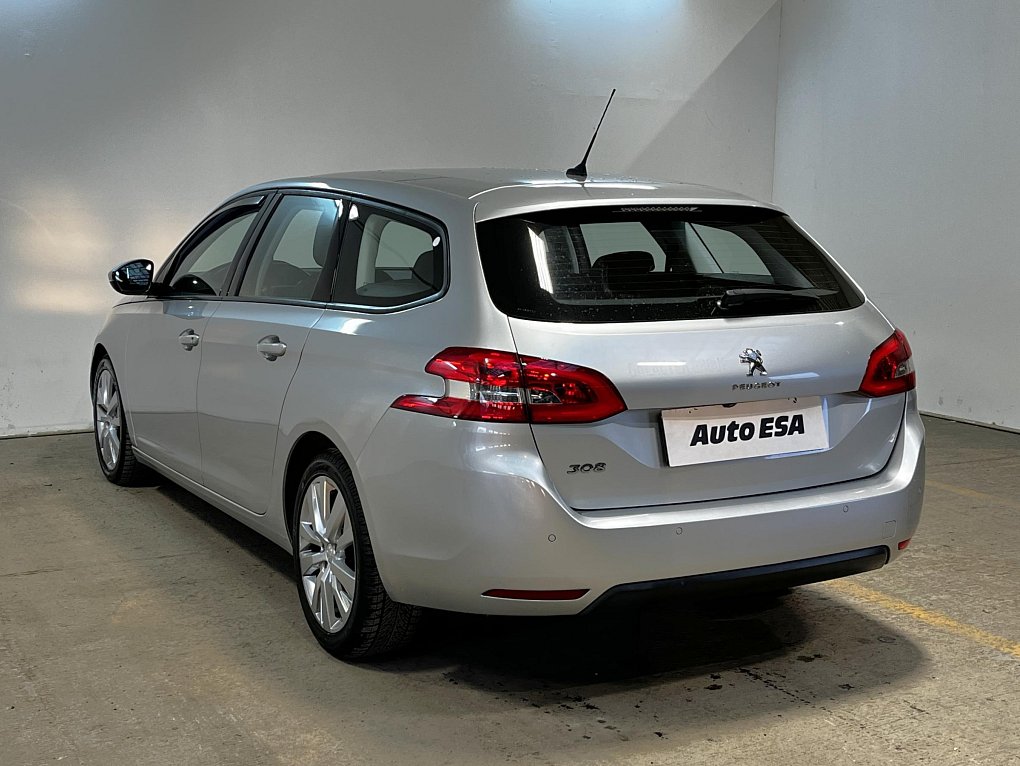 Peugeot 308 1.6 HDi 