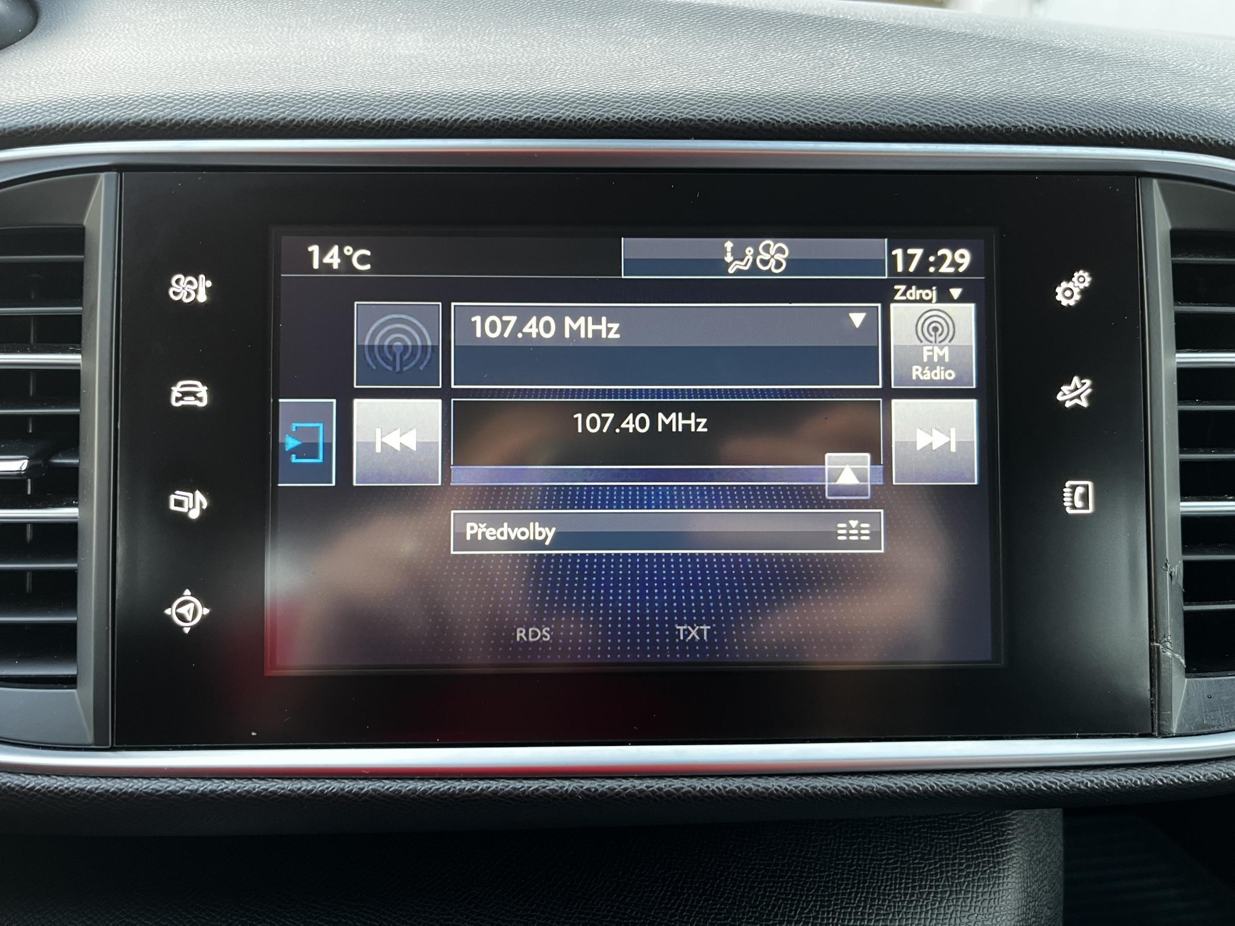 Peugeot 308, 2017 - pohled č. 13