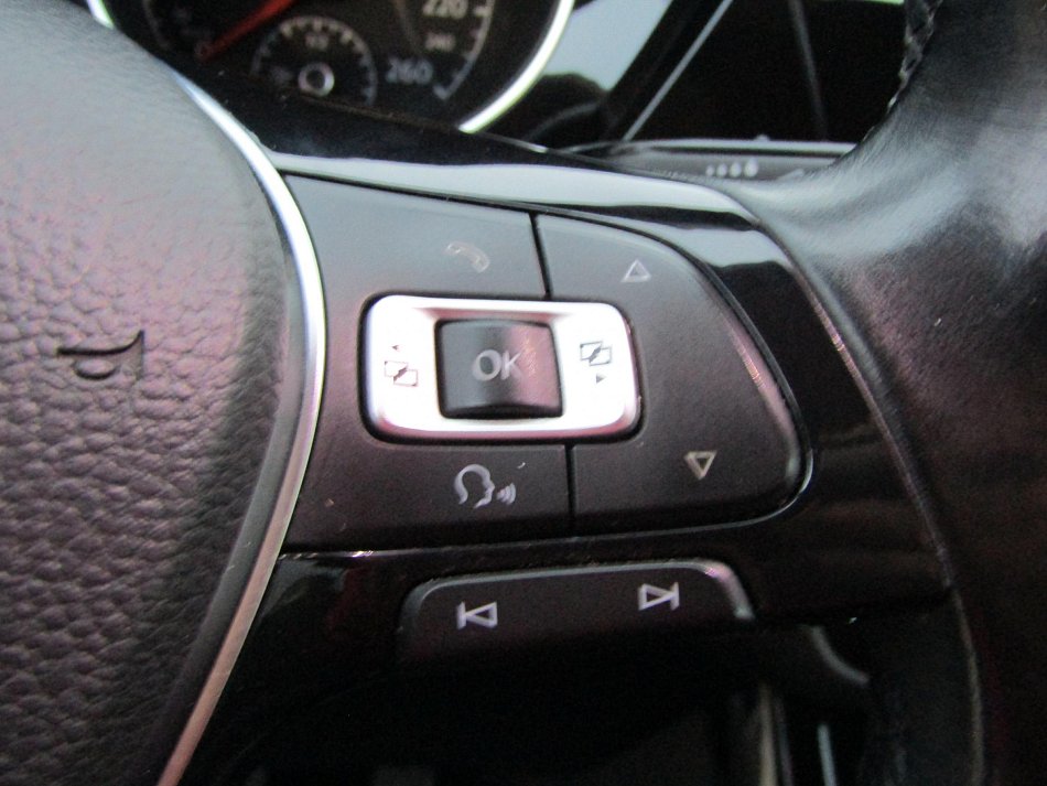 Volkswagen Touran 1.6TDi 