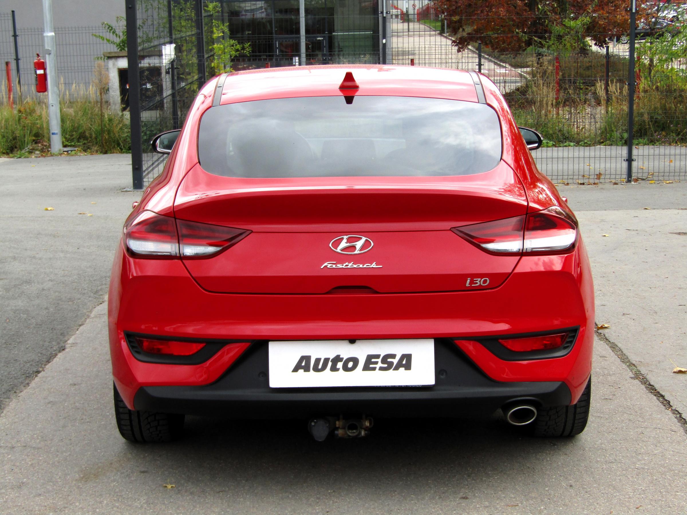 Hyundai i30, 2020 - pohled č. 5