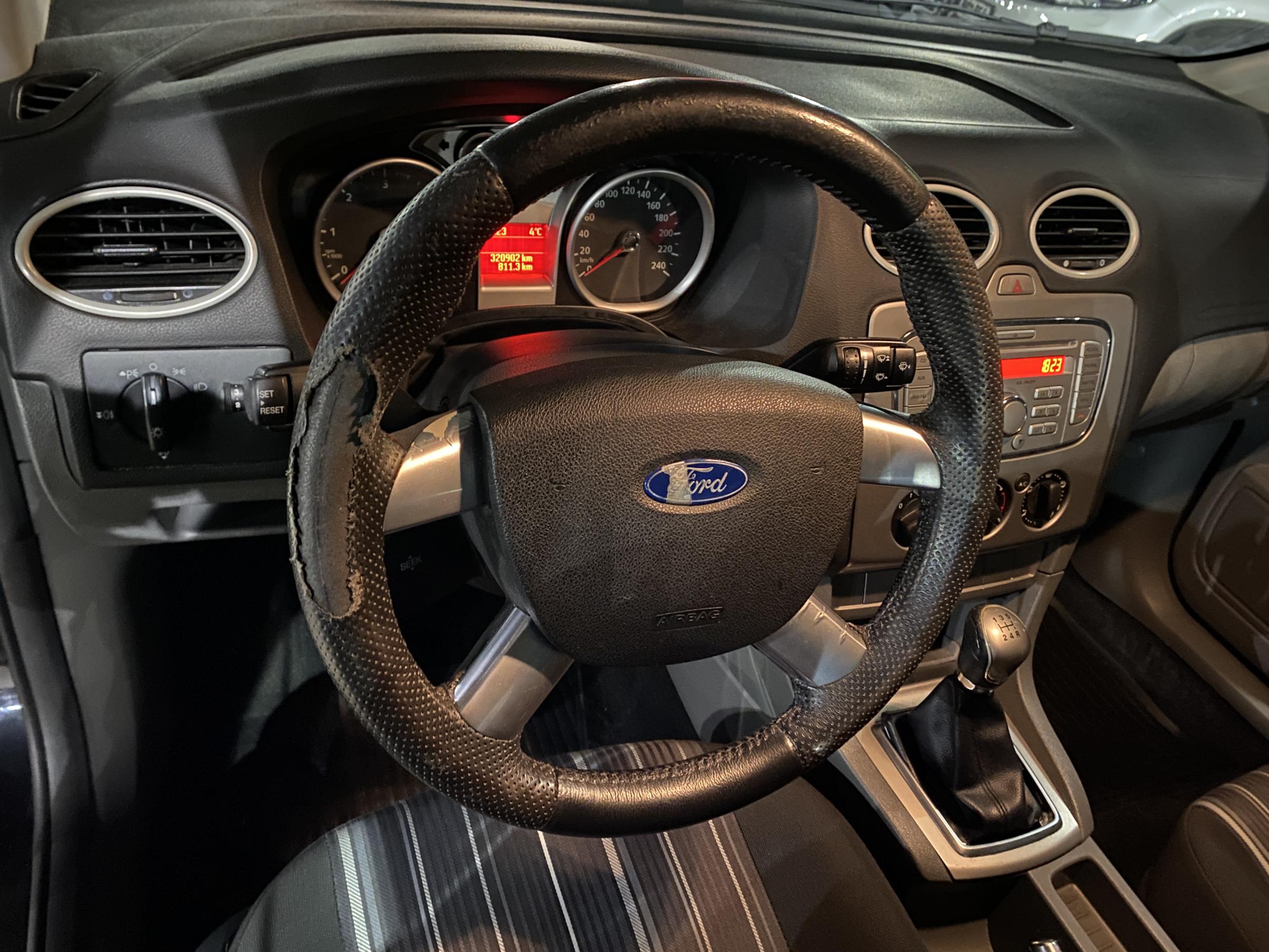 Ford Focus, 2009 - pohled č. 12