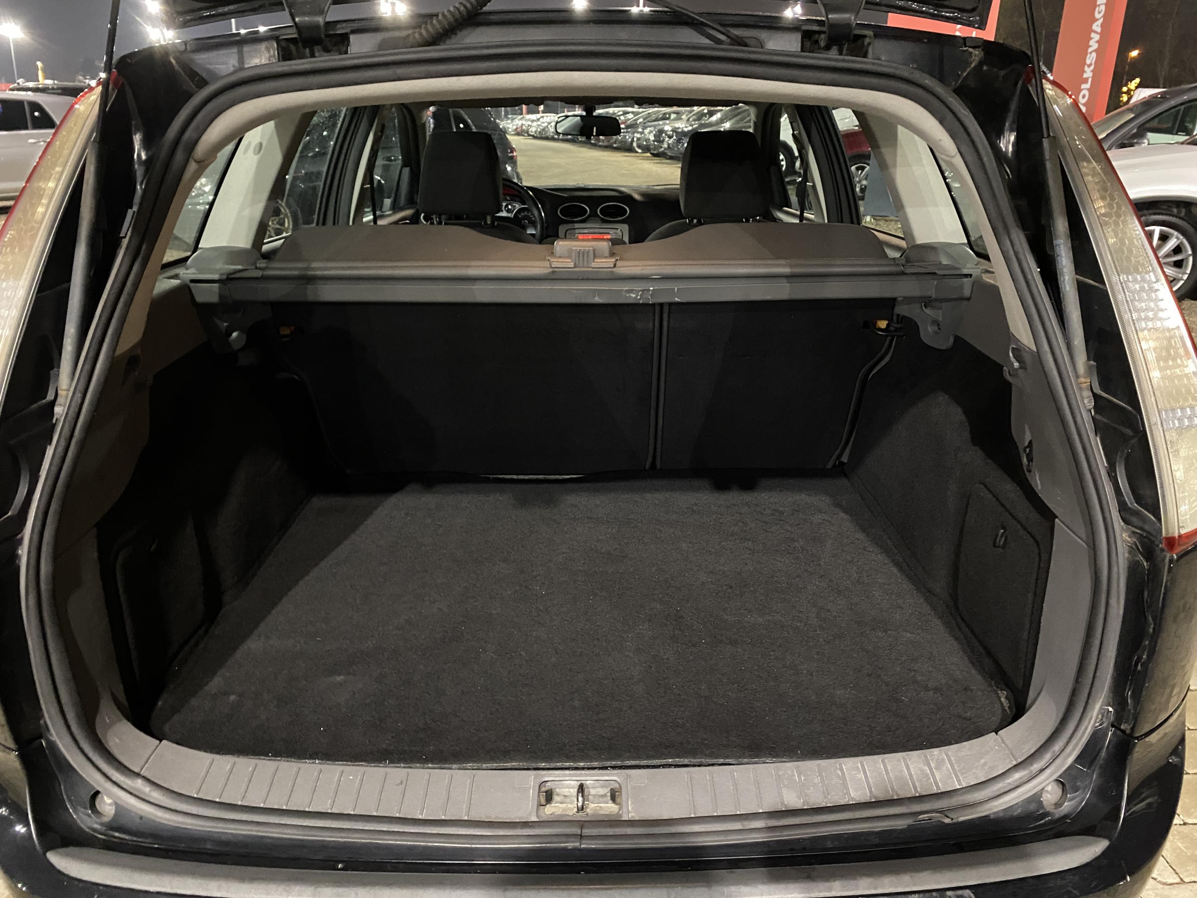 Ford Focus, 2009 - pohled č. 7