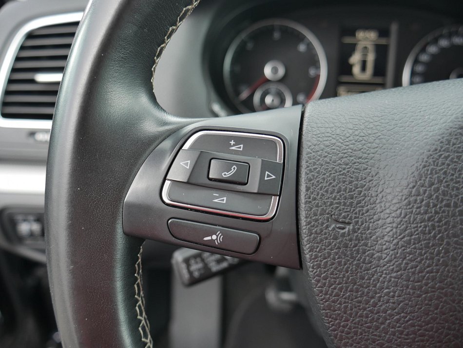 Volkswagen Sharan 2.0 TDi Match