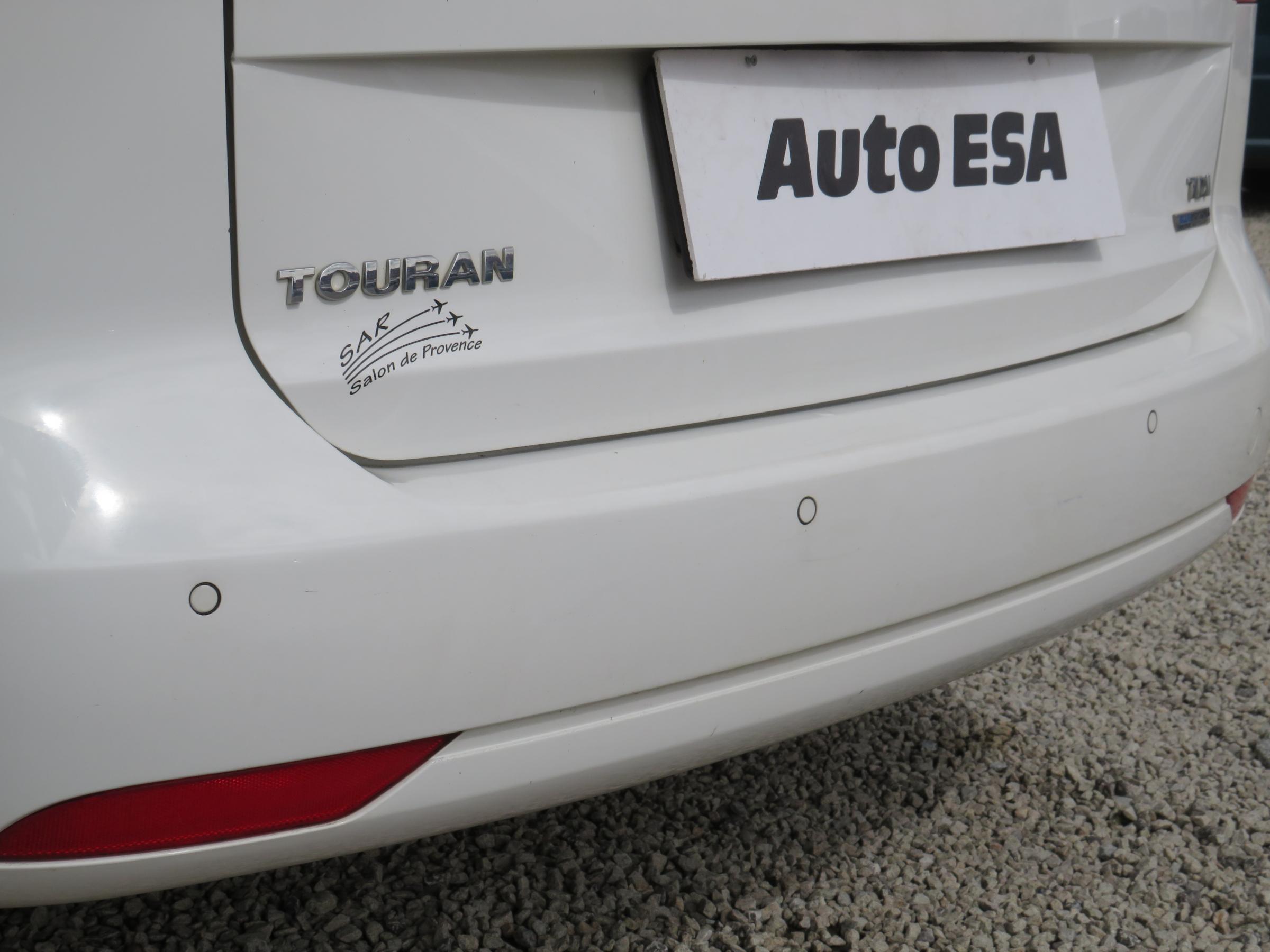 Volkswagen Touran, 2012 - pohled č. 23