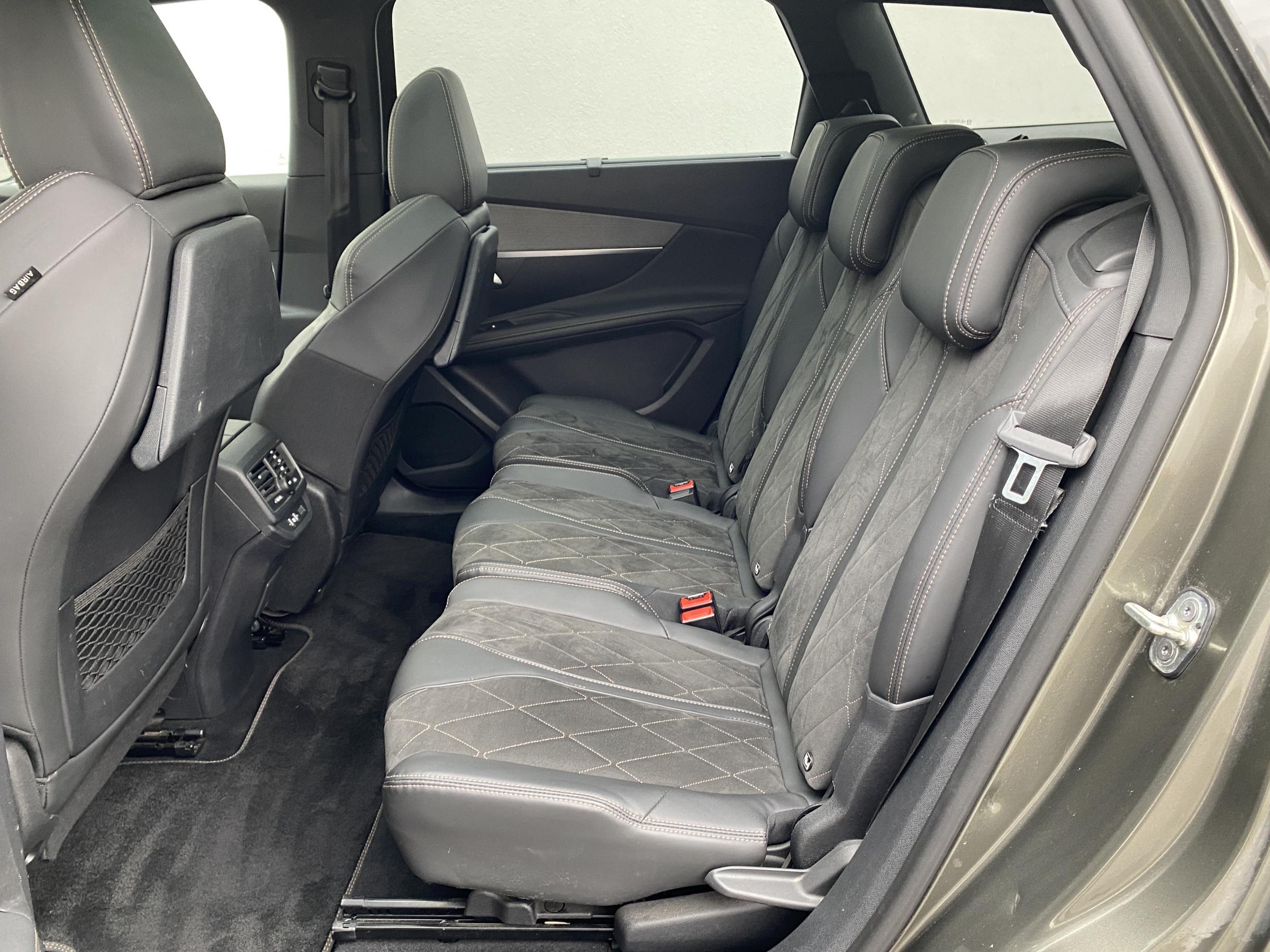 Peugeot 5008, 2017 - pohled č. 10