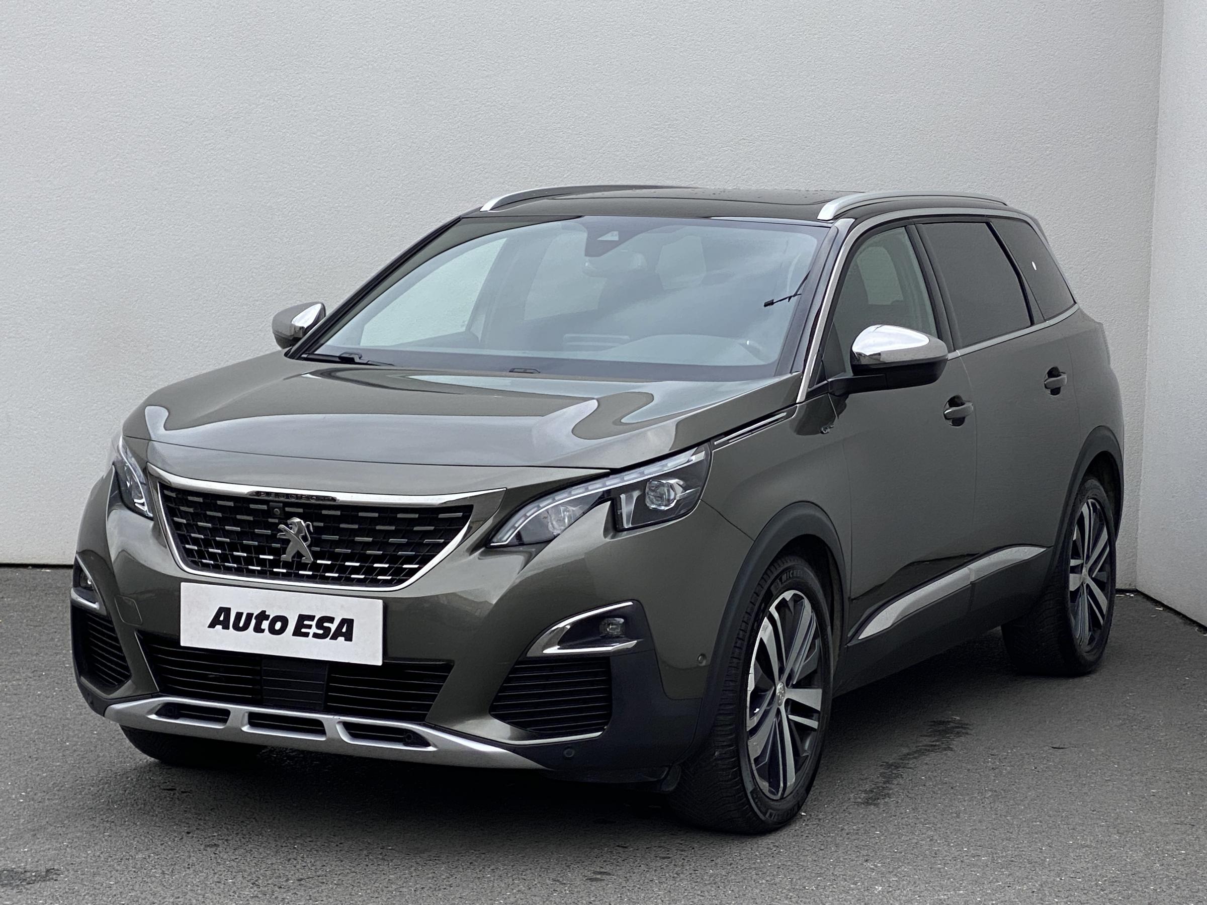 Peugeot 5008, 2017 - pohled č. 3