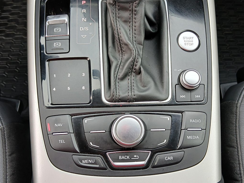 Audi A6 2.0TDi S-line