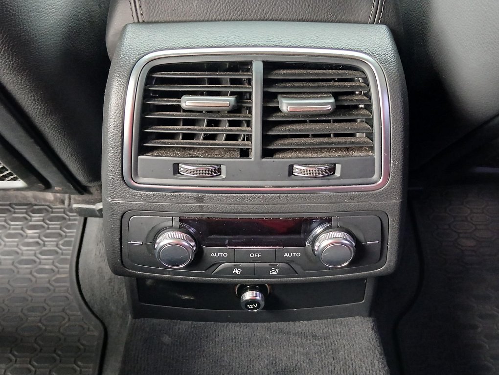 Audi A6 2.0TDi S-line