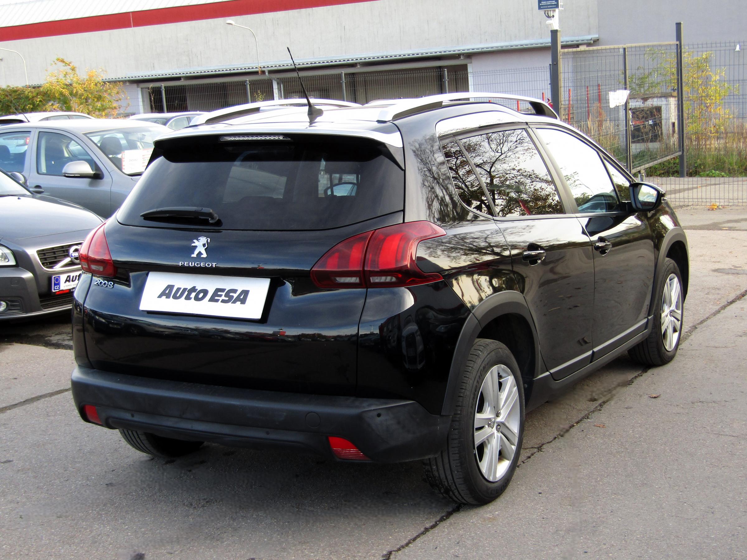 Peugeot 2008, 2019 - pohled č. 4