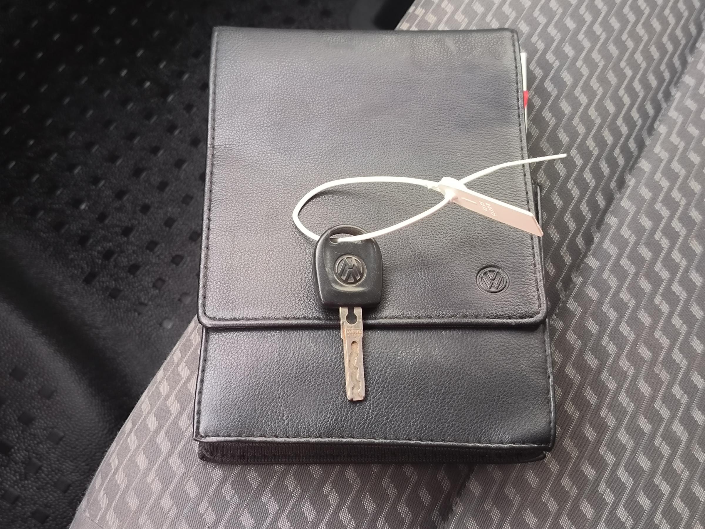 Volkswagen Transporter, 2011 - pohled č. 16