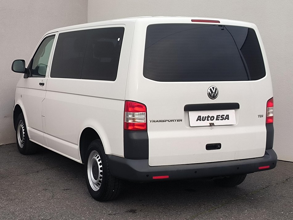 Volkswagen Transporter 2.0TDi  9míst