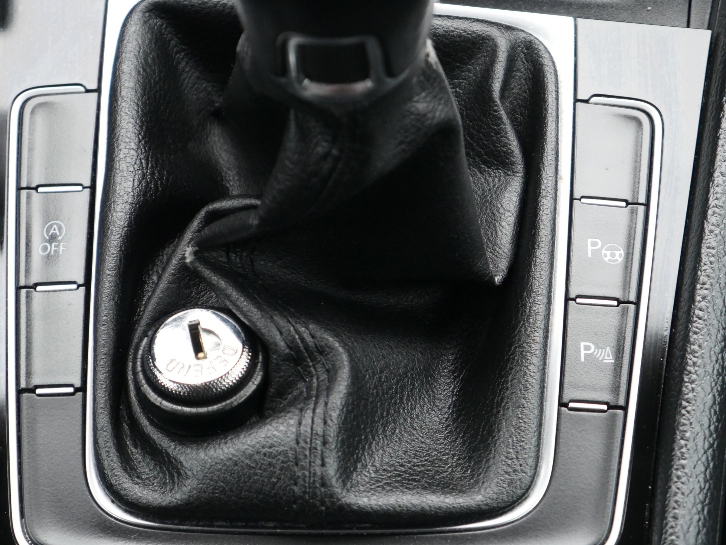 Volkswagen Golf, 2013 - pohled č. 16