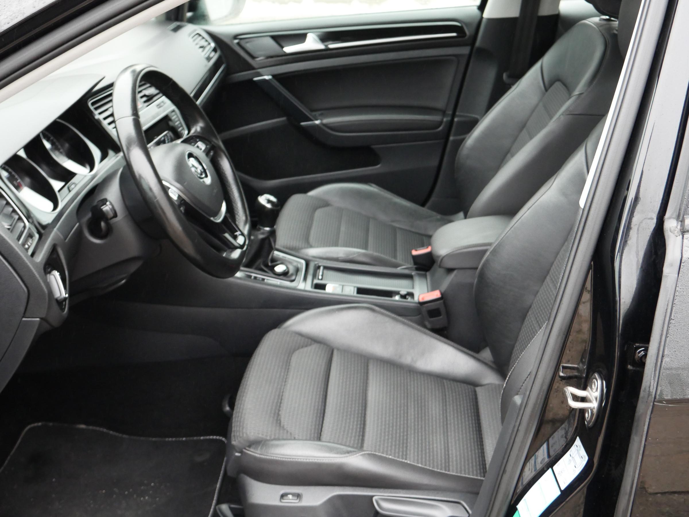 Volkswagen Golf, 2013 - pohled č. 9