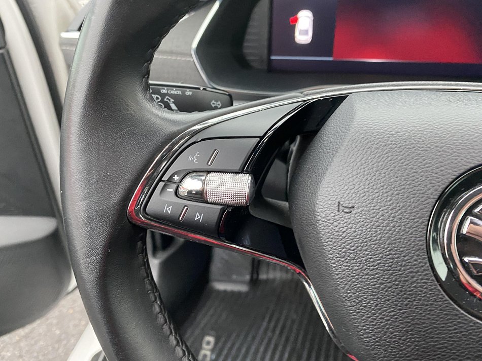 Škoda Octavia IV 1.5 TSI 