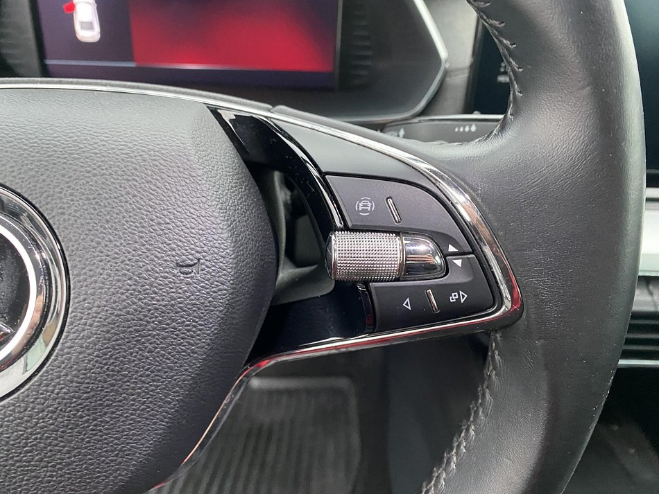 Škoda Octavia IV 1.5 TSI 