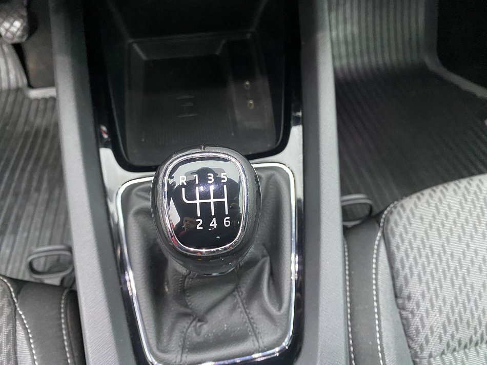 Škoda Octavia IV 1.5 TSI 