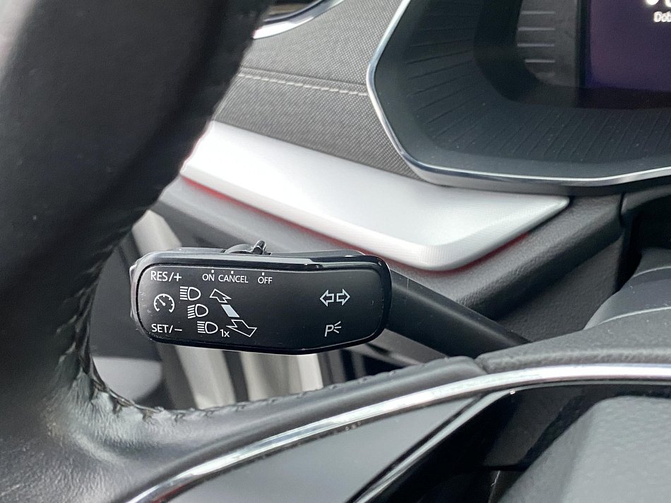 Škoda Octavia IV 1.5 TSI 