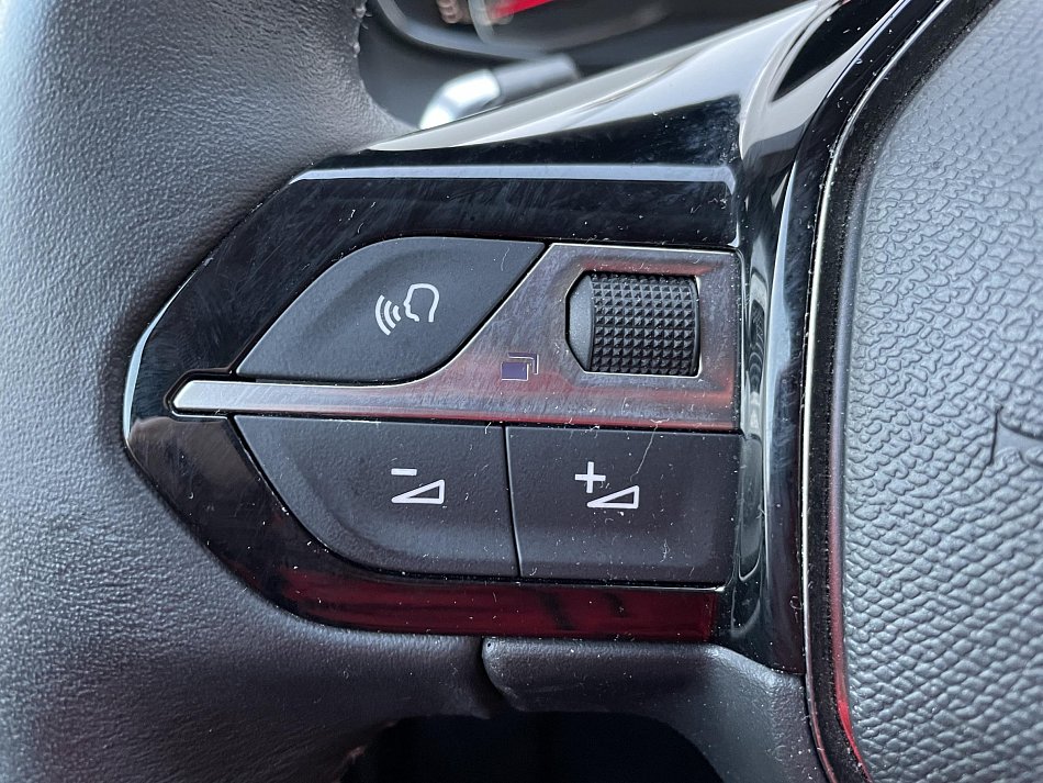 Peugeot 208 1.2PT Style