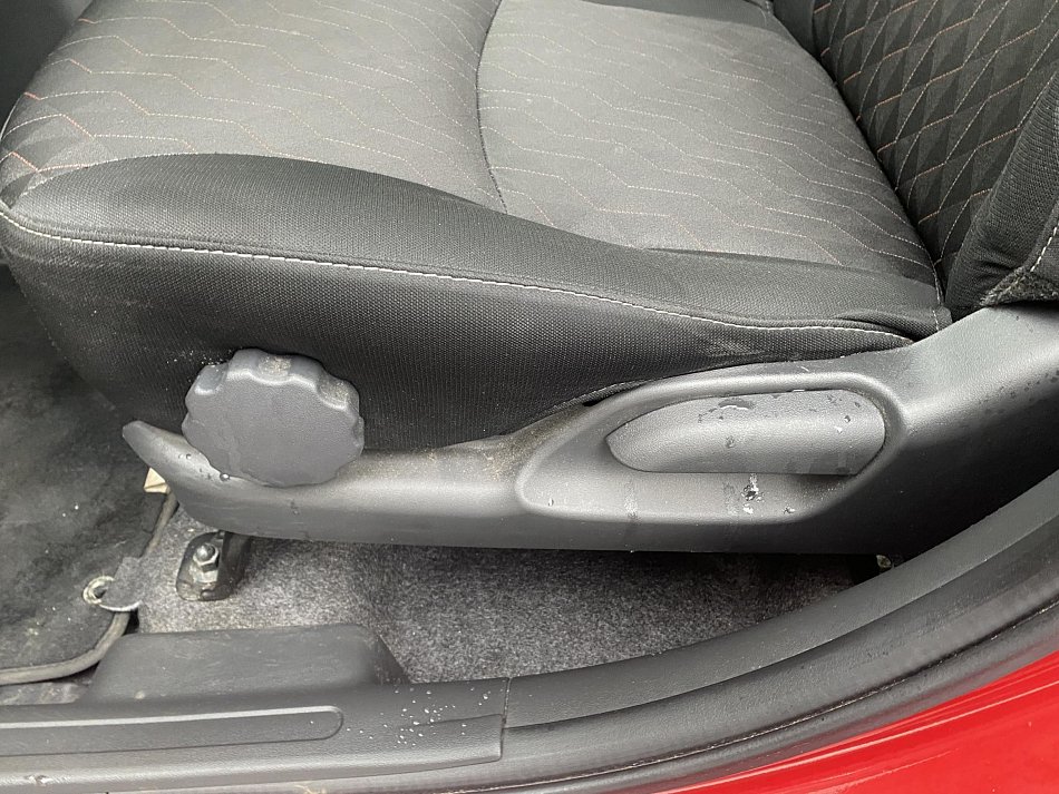 Mitsubishi Space Star 1.2i 