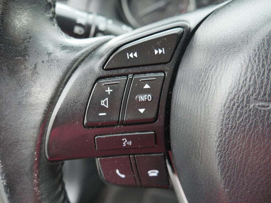 Mazda CX-5 2.0i  4x4