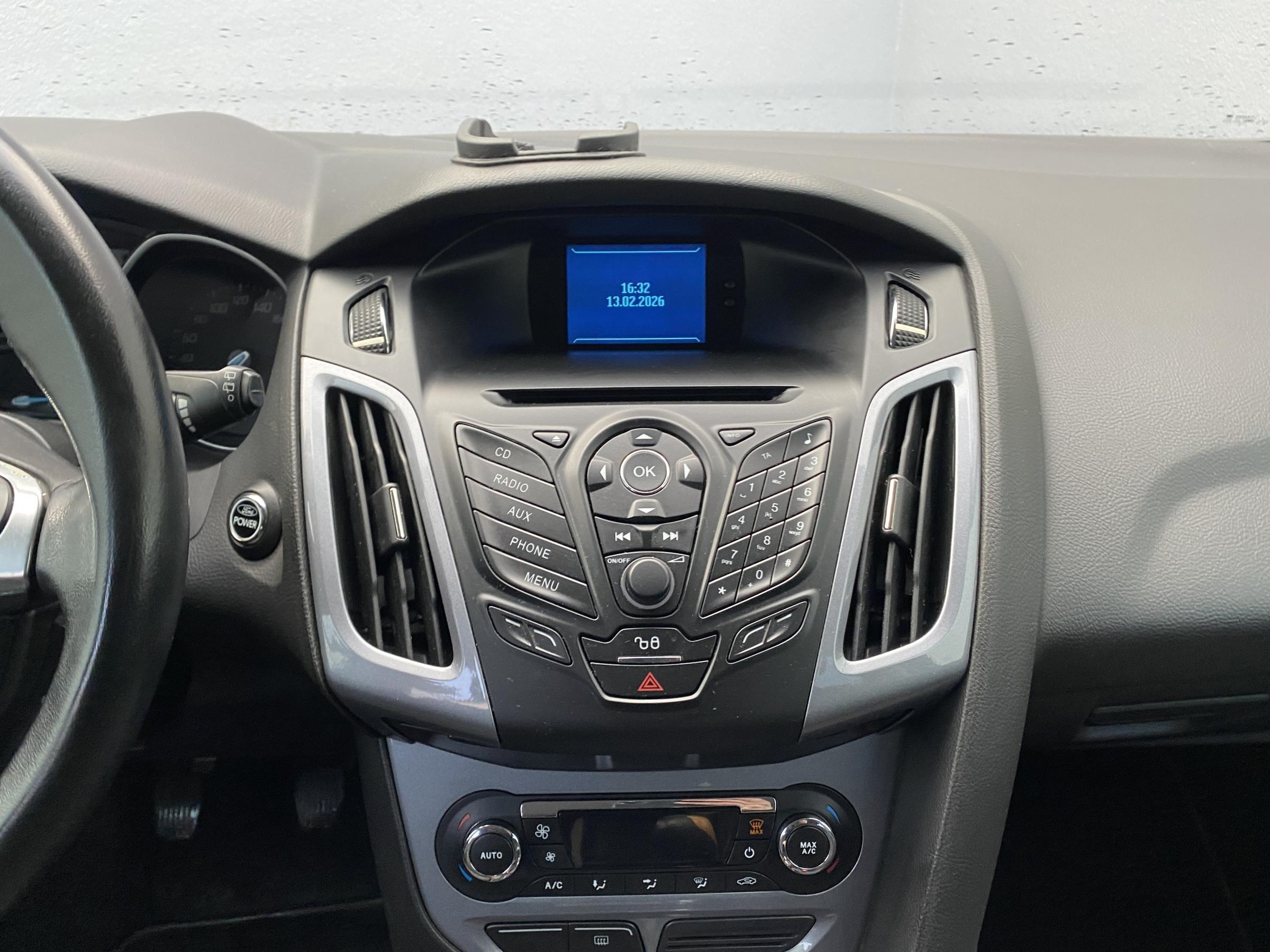 Ford Focus, 2012 - pohled č. 12