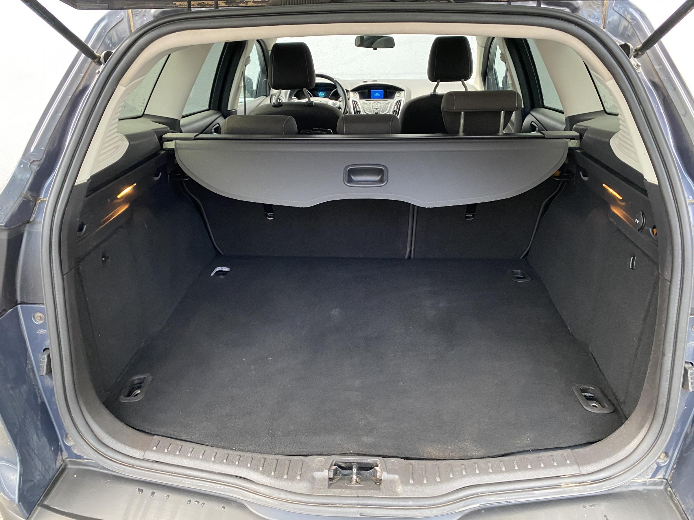 Ford Focus, 2012 - pohled č. 7