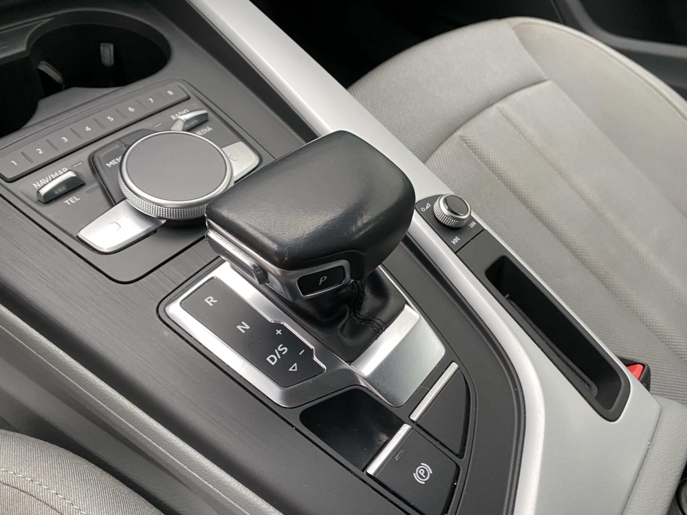 Audi A4, 2016 - pohled č. 16