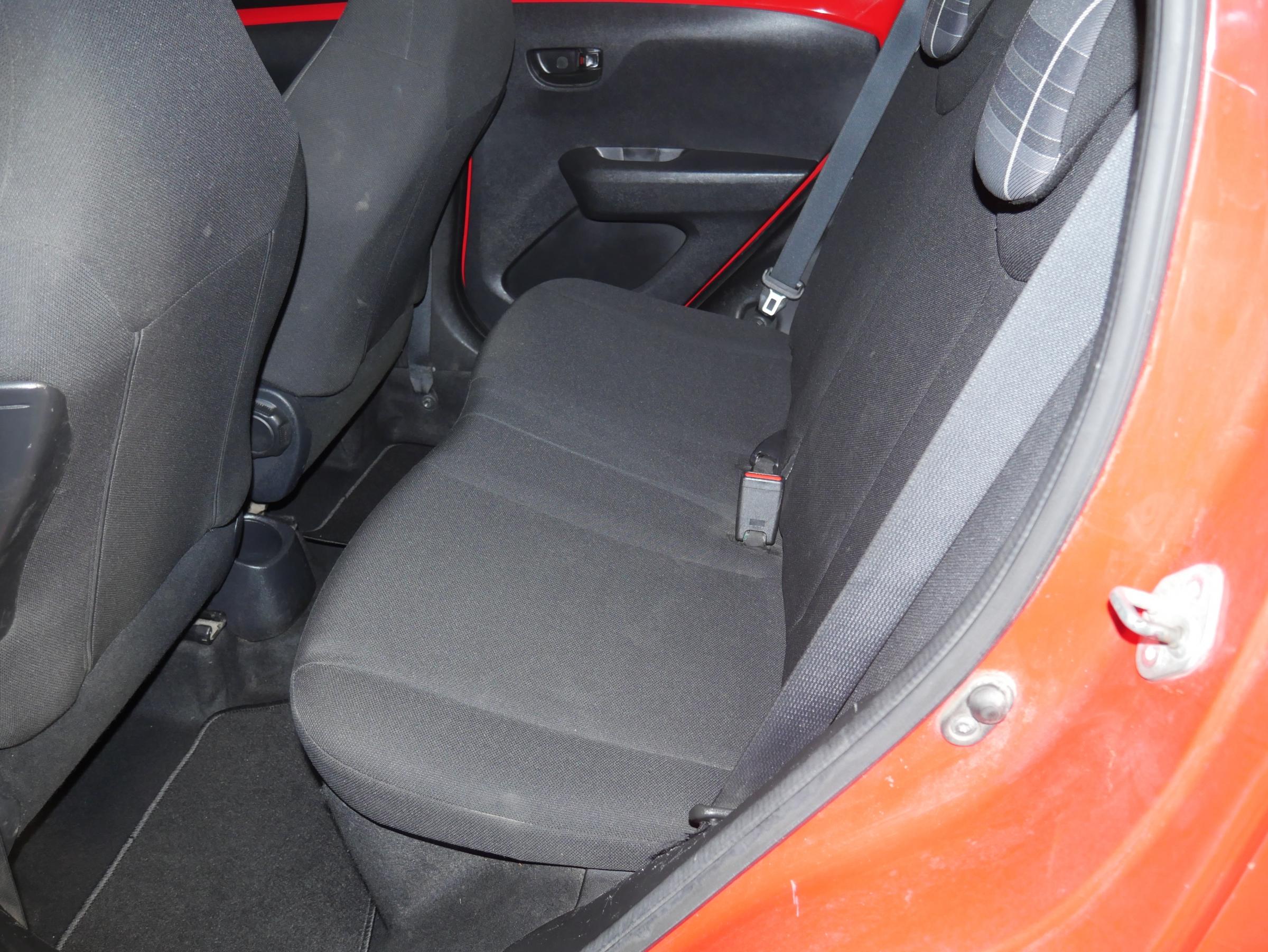 Peugeot 108, 2016 - pohled č. 10