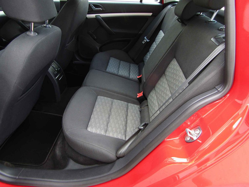 Škoda Octavia II 1.2 TSi Ambiente