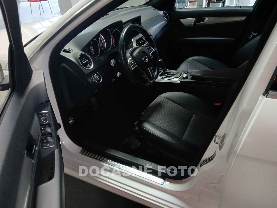Mercedes-Benz Třída C 1.6 CGI  C180
