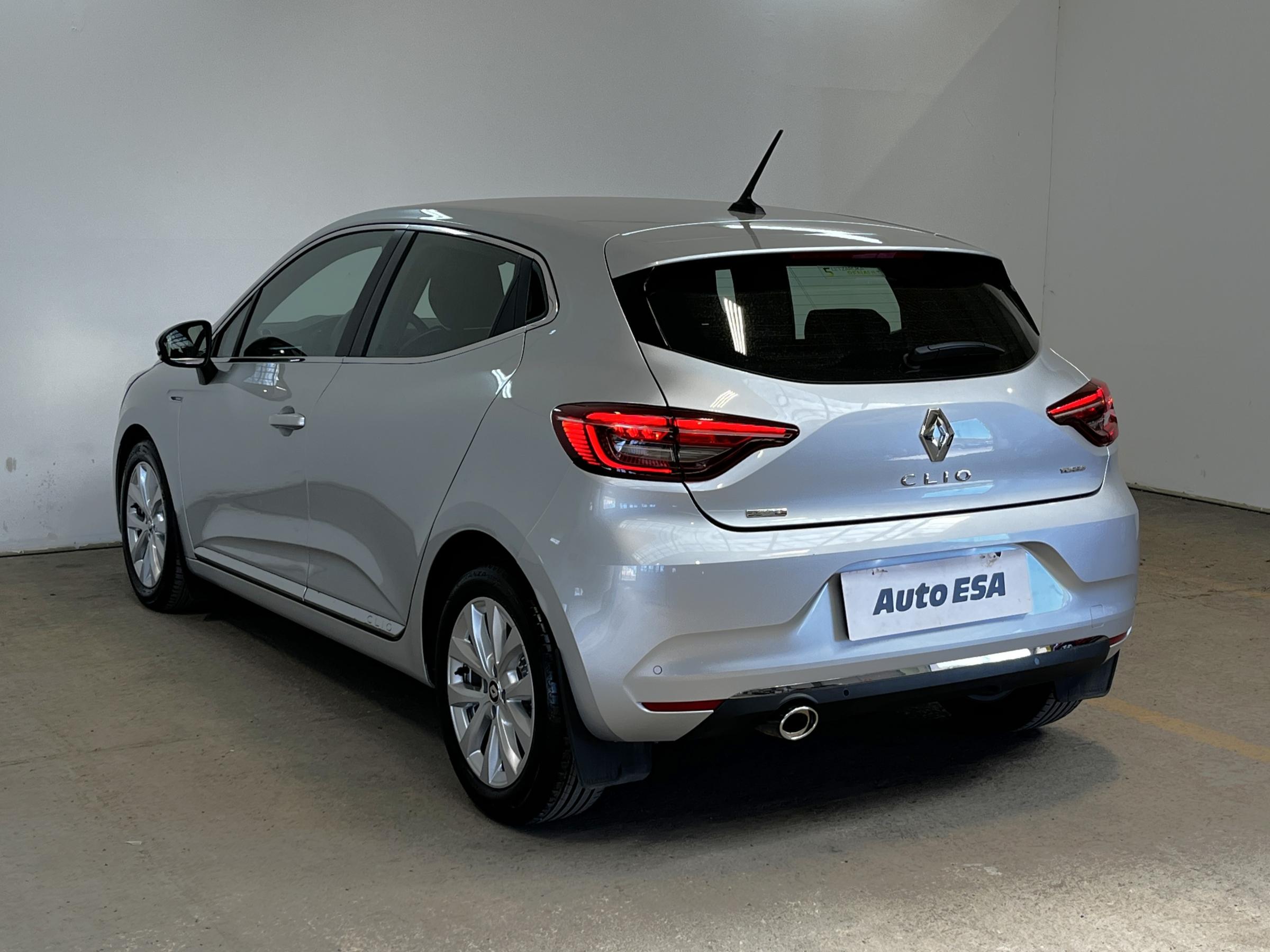 Renault Clio, 2022 - pohled č. 6