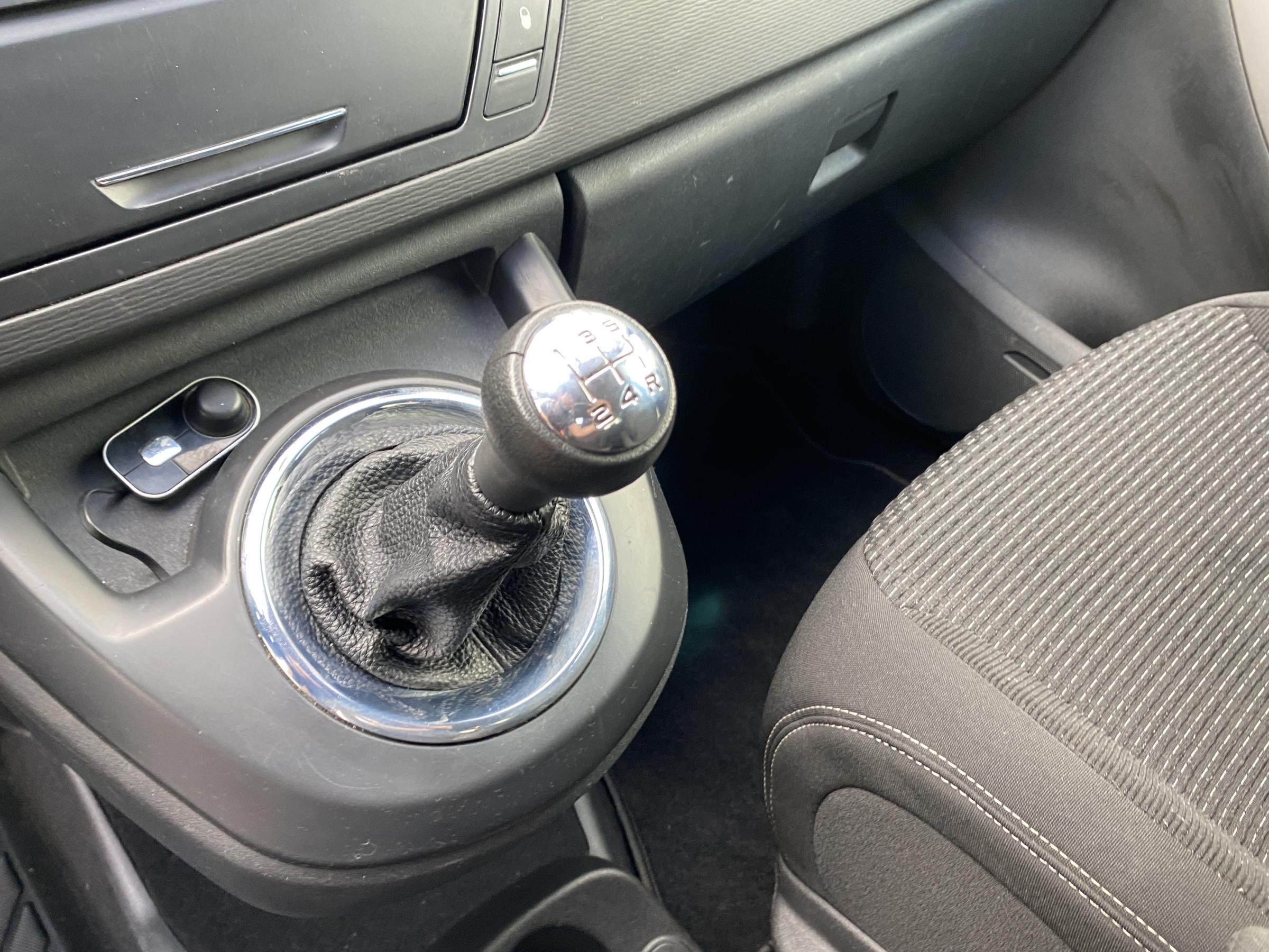 Citroën C4 Picasso, 2009 - pohled č. 15