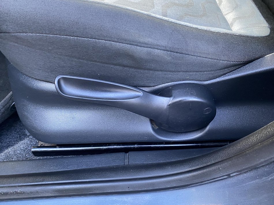 Škoda Fabia II 1.6 16V Ambiente