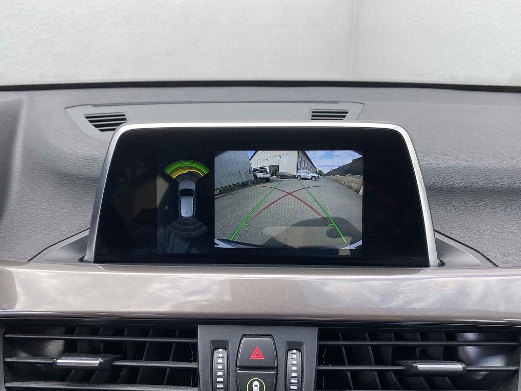 BMW X1 2.0 D  sDrive18d