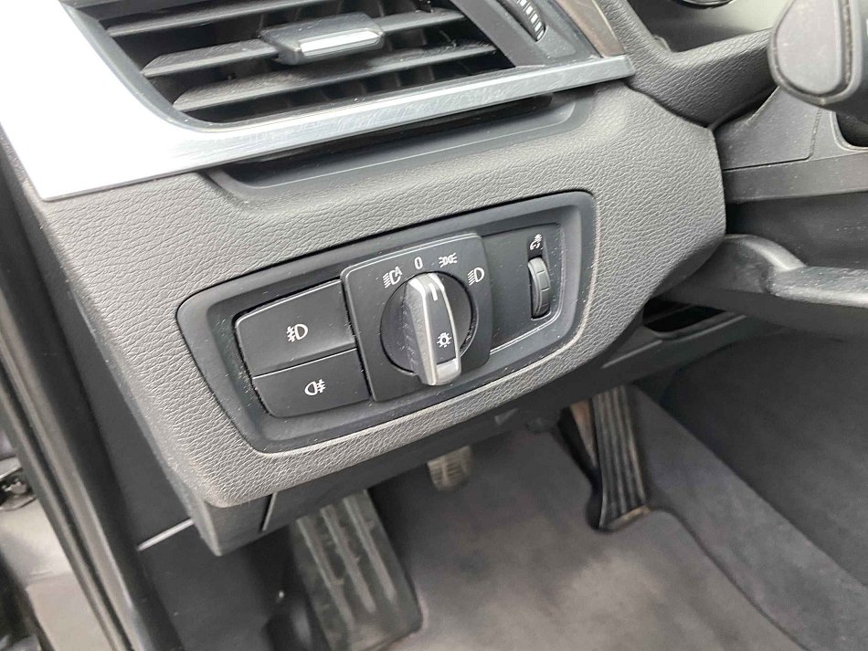BMW X1 2.0 D  sDrive18d