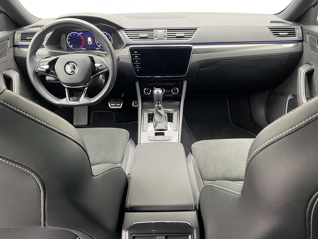 Škoda Superb III 2.0 TDi SportLine 4X4