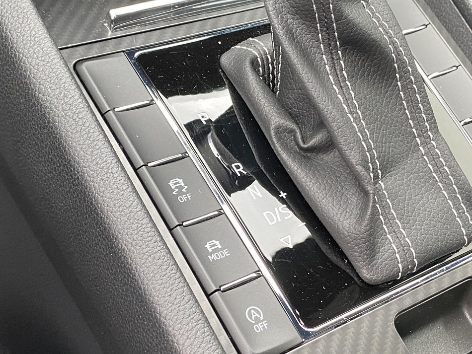 Škoda Superb III 2.0 TDi SportLine 4X4