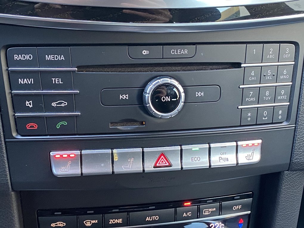 Mercedes-Benz Třída E 3.0 CDi Avantgarde E350 4M