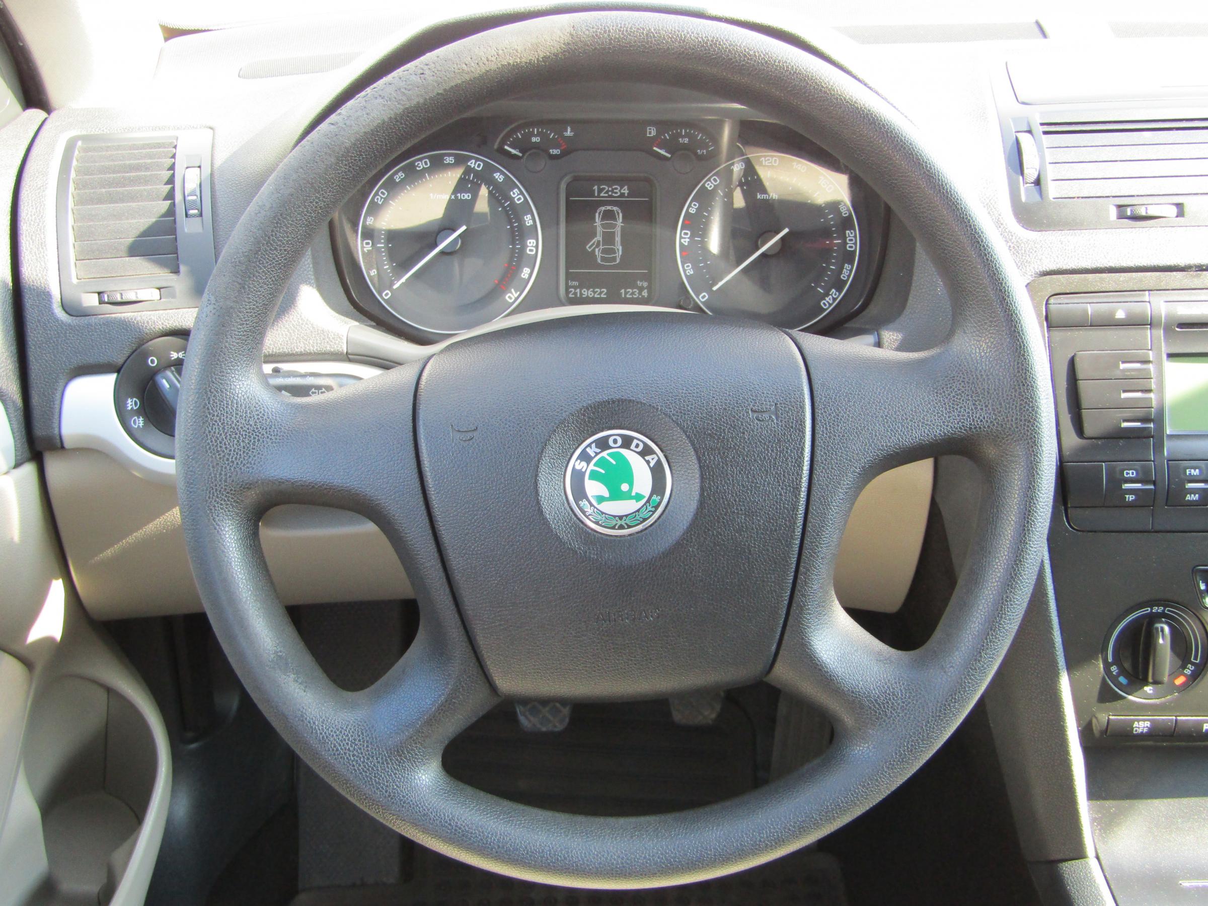 Škoda Octavia II, 2007 - pohled č. 12