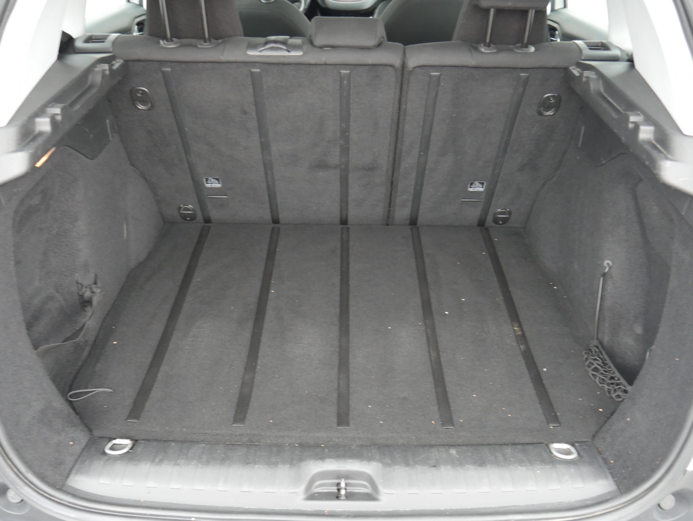 Peugeot 2008, 2015 - pohled č. 7