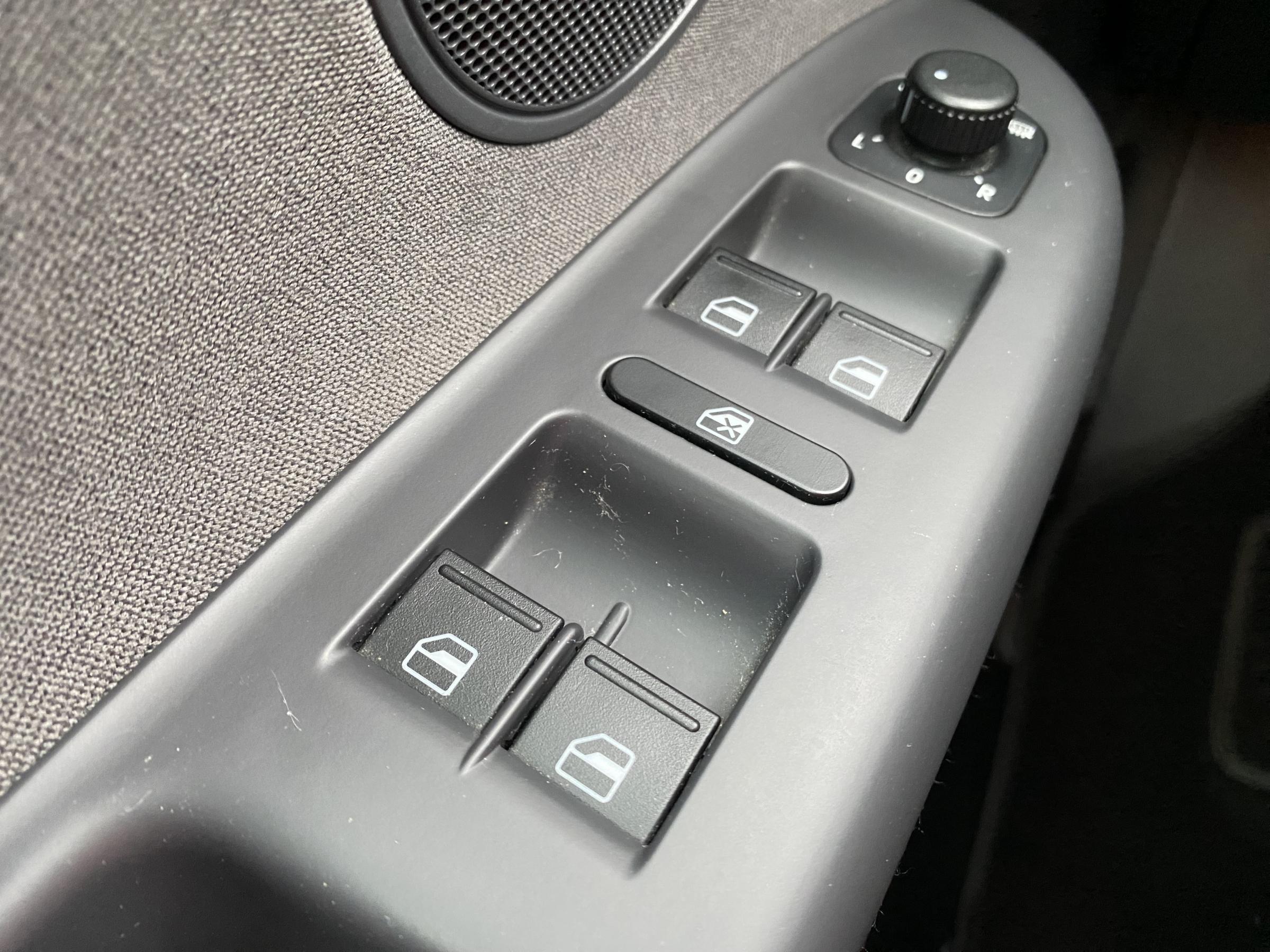 Volkswagen Golf Plus, 2008 - pohled č. 11