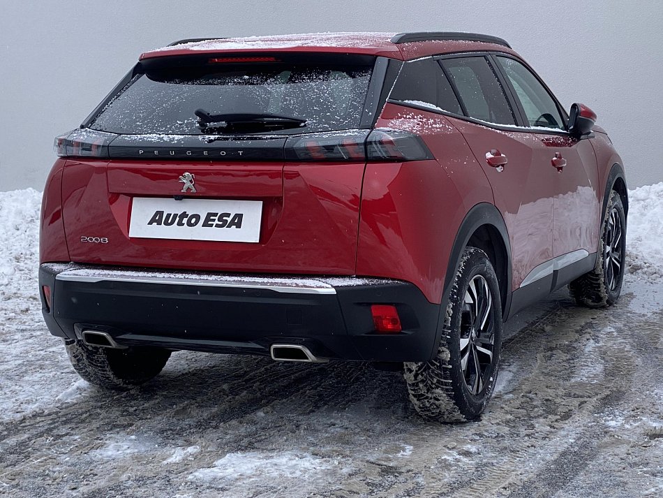 Peugeot 2008 1.2 PT 
