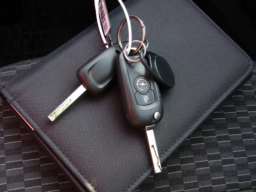 Opel Astra 1.2 T GS Line