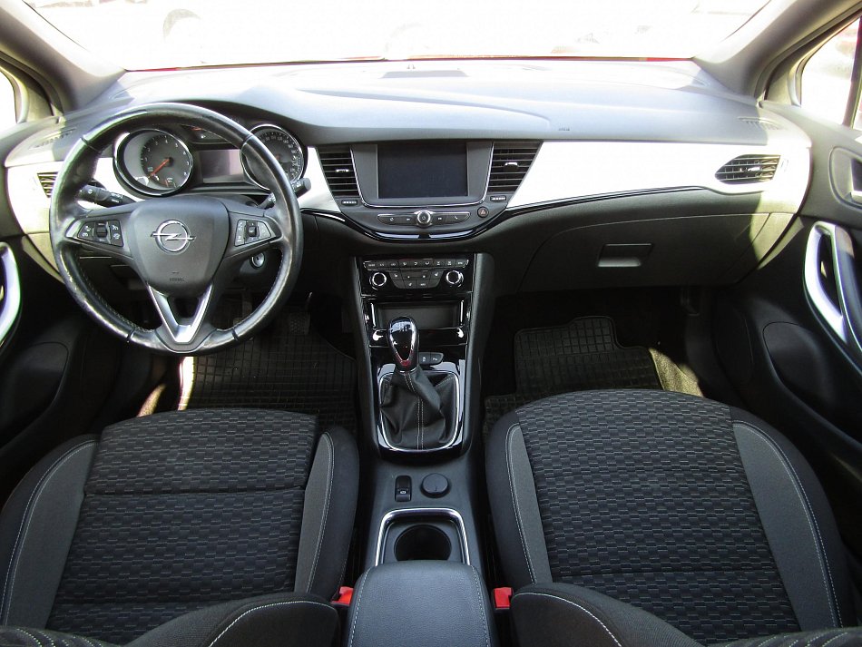 Opel Astra 1.2 T GS Line