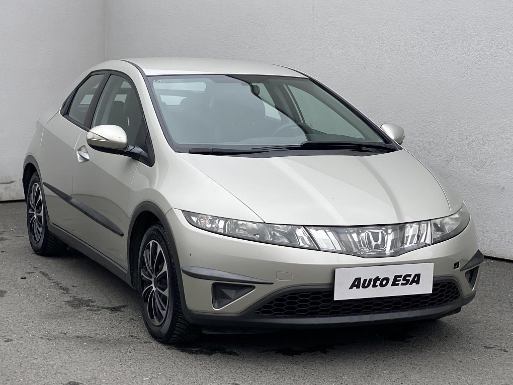Honda Civic 1.3 i 