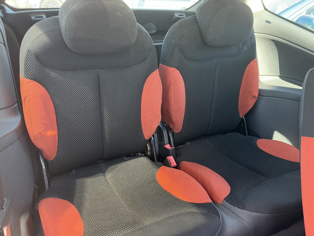 Citroën C2 1.4i 