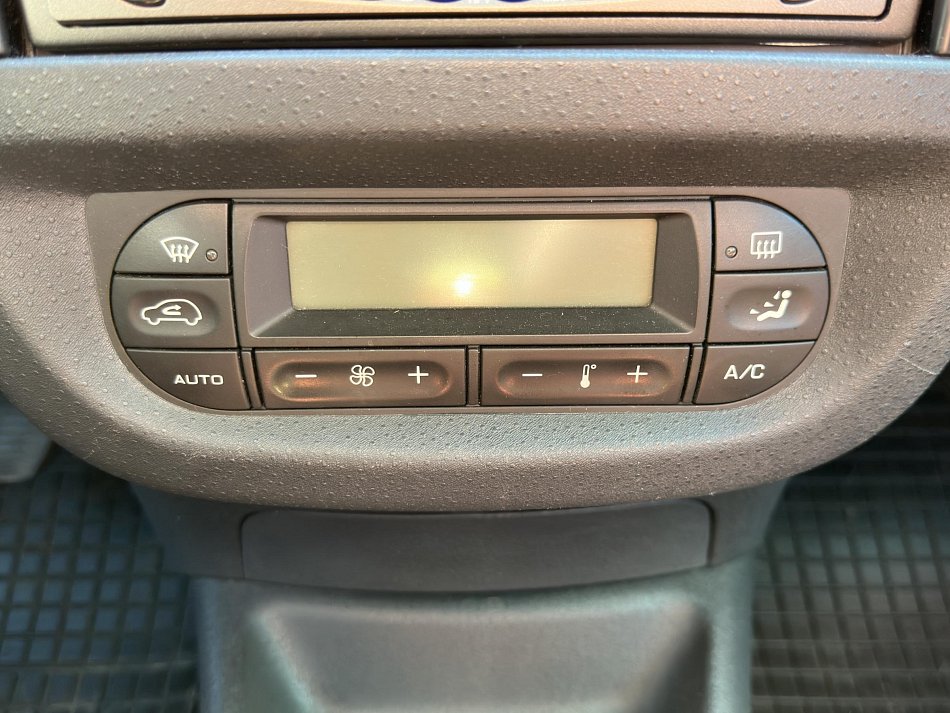 Citroën C2 1.4i 