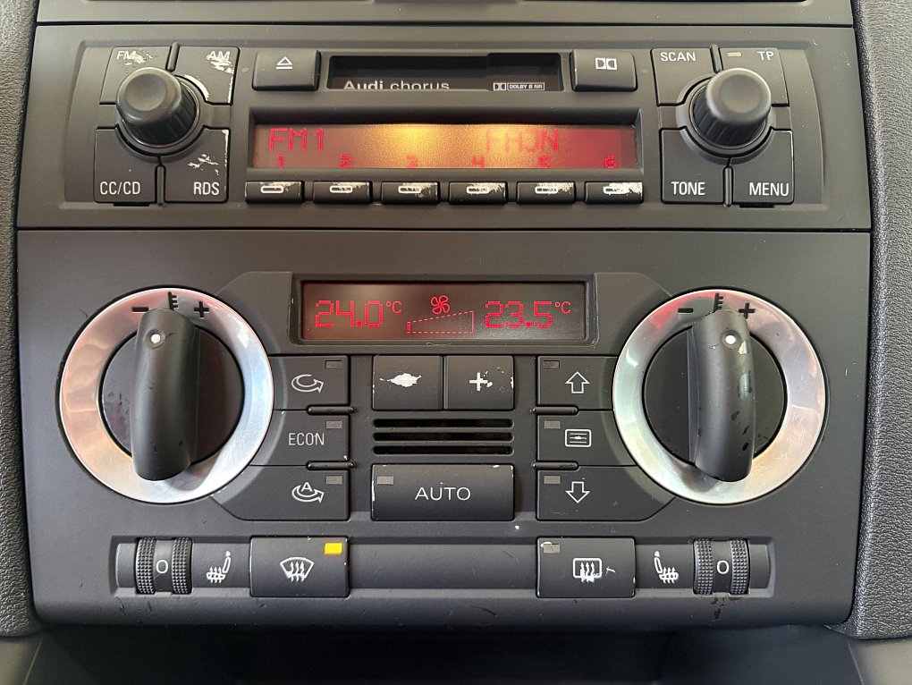 Audi A3 1.6i 