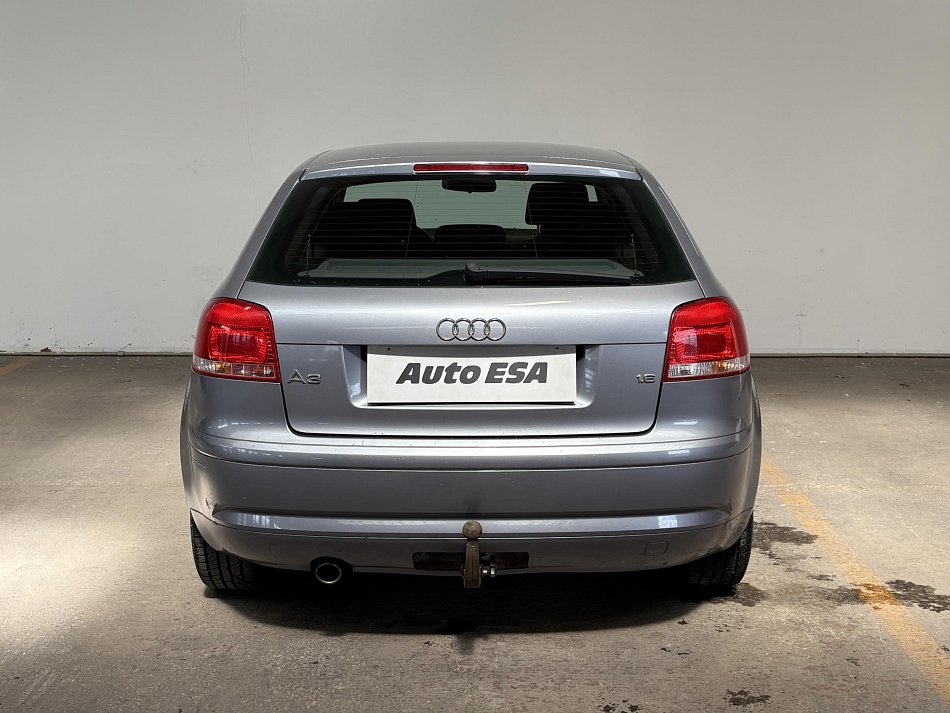 Audi A3 1.6i 