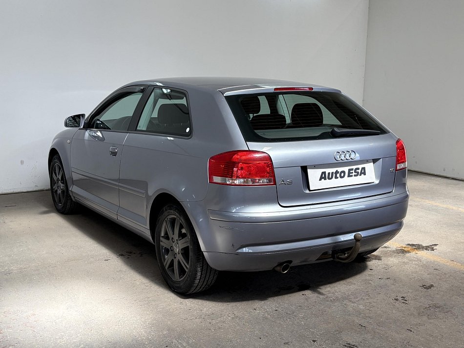 Audi A3 1.6i 